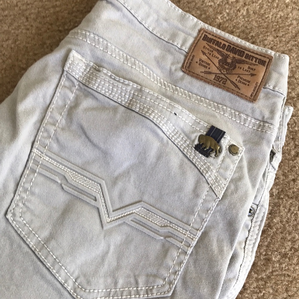 Men’s buffalo 33x32